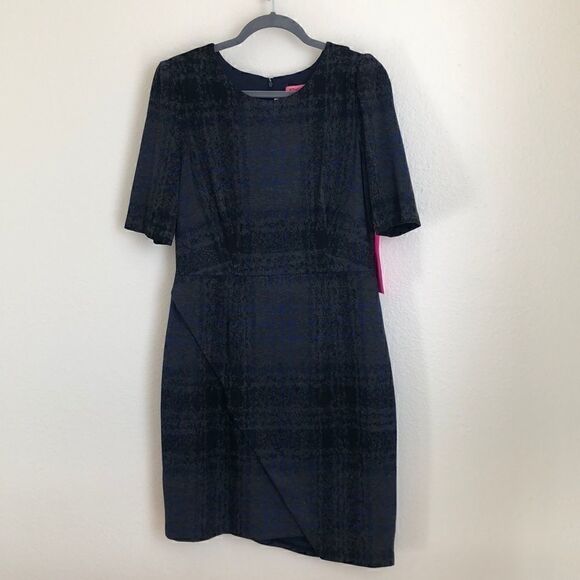 NWT Betsey Johnson Asymmetrical Plaid Dress - Picture 4 of 8